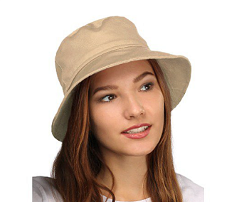 Панама Мальта из зенита с узкими полями, однотонная Панама Мальта из зенита с узкими полями, однотонная